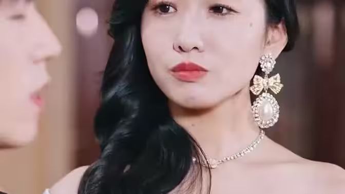 离婚后我让渣男倾家荡产高清在线观看_离婚后我让渣男倾家荡产全集免费播放_反转爽剧 - 星影汇