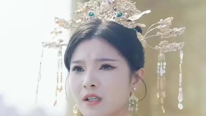 离婚后公布身份，老婆后悔了高清在线观看_离婚后公布身份，老婆后悔了全集免费播放_反转爽剧 - 星影汇